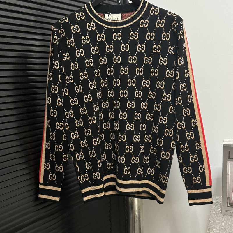 G*u*i sweaters
